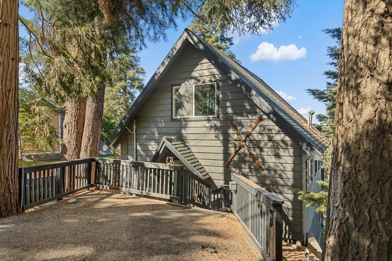 Romantic & Family Friendly Chalet In The Woods Лейк-Эрроухед Экстерьер фото